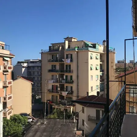 Casa Lucia Vicino Al Mare 008055-lt-0656 سانريمو